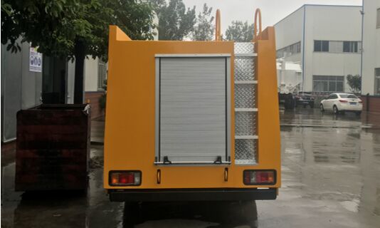 �c⏹��̓��U܇