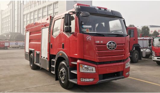 江特牌JDF5192GXFSG80/C6型水罐消防車