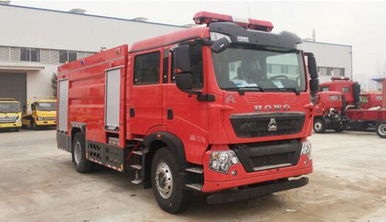 江特牌JDF5190GXFPM80/Z6型泡沫消防車