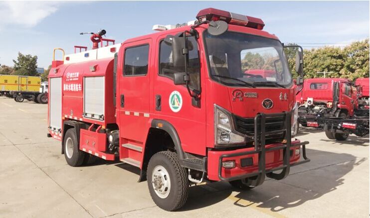 重汽豪曼四驅(qū)供水車