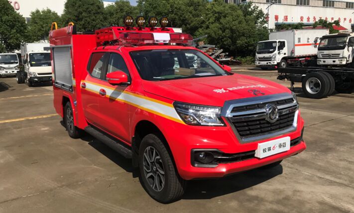 日產(chǎn)皮卡器材消防車(chē)