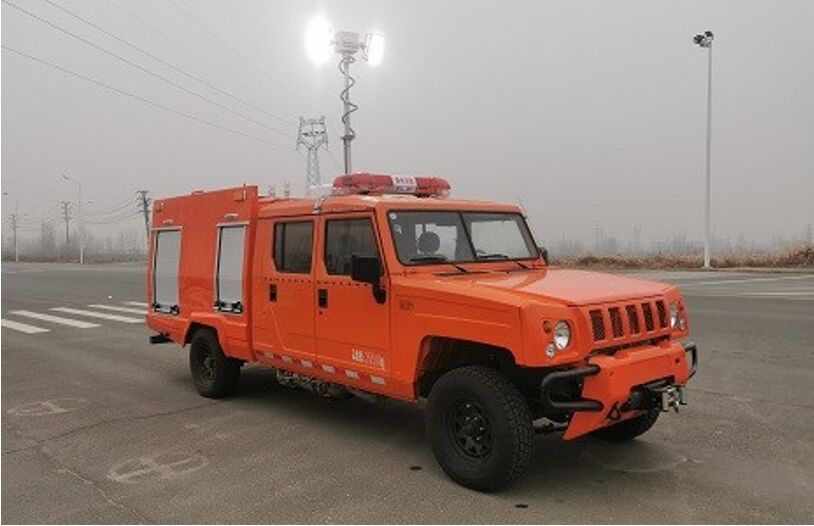 四驅(qū)遠(yuǎn)程供水管線車(chē)