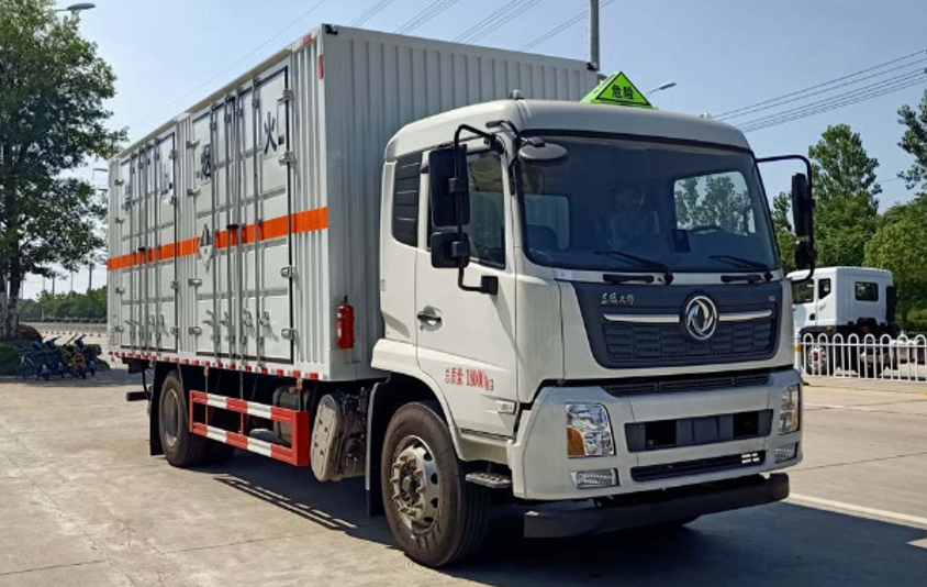 �|�L(f��ng)���\�s�(xi��ng)��Ʒ��ʽ�\(y��n)ݔ܇