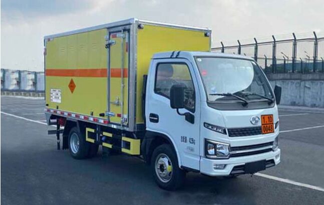 躍進福運爆破器材運輸車