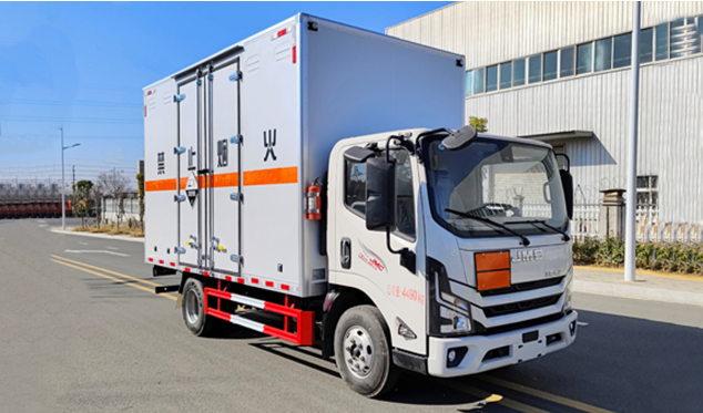 江鈴凱運腐蝕性物品廂式運輸車
